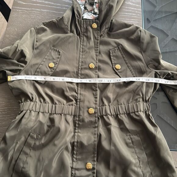 Limited Too Girl’s Size M10/12 Olive Green Lightweight Casual Jacket Zip Up NWOT - Picture 4 of 12